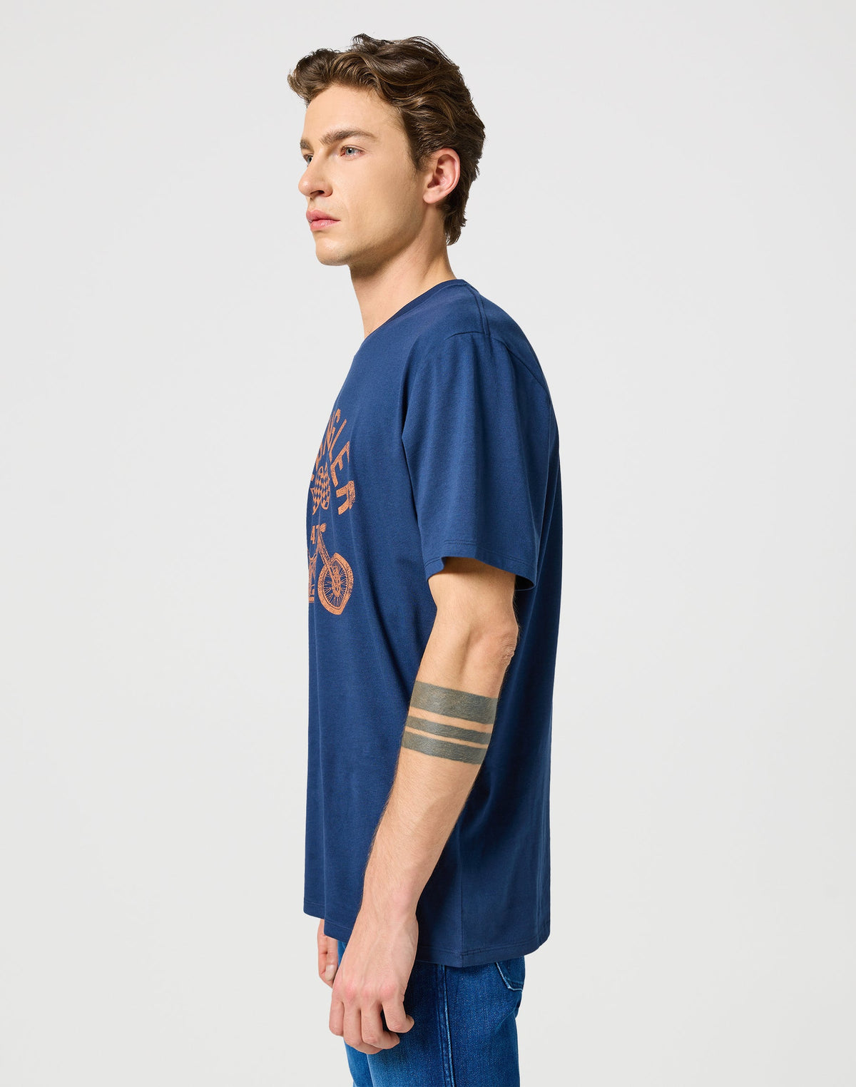 Americana Tee in Navy