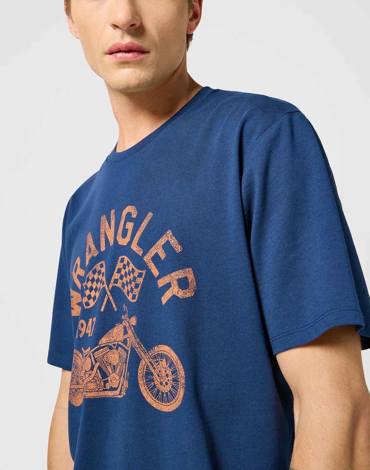 Americana Tee in Navy