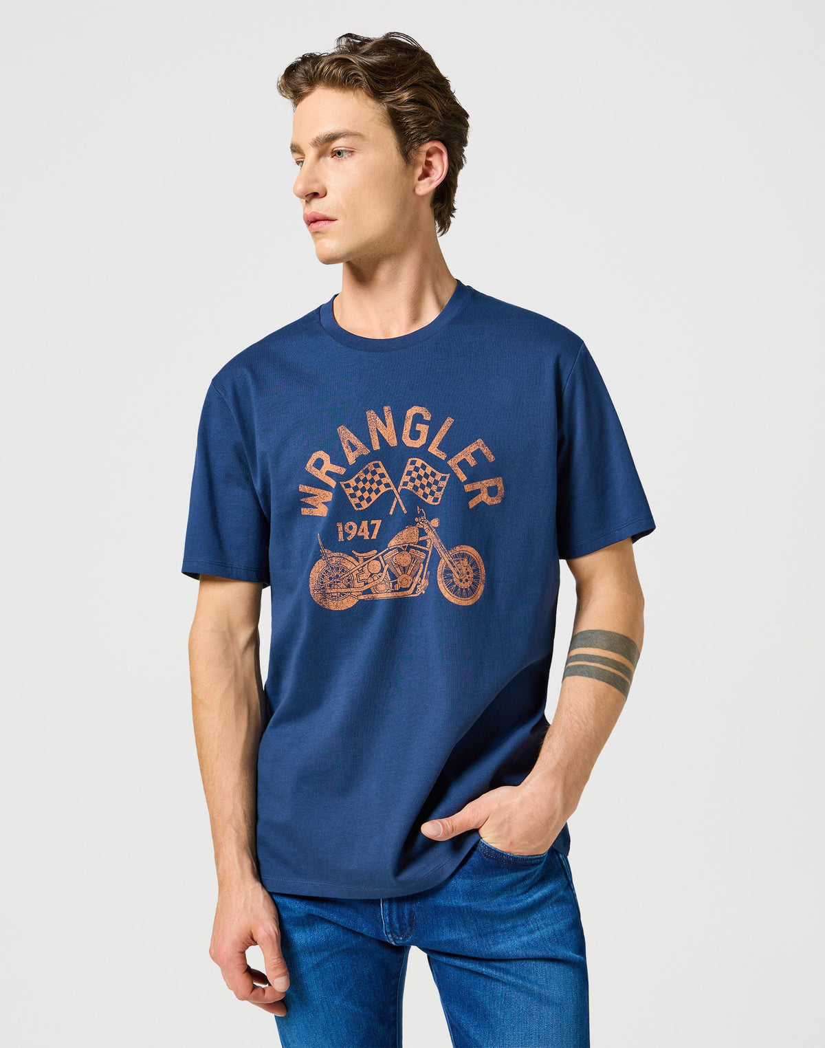 Americana Tee in Navy