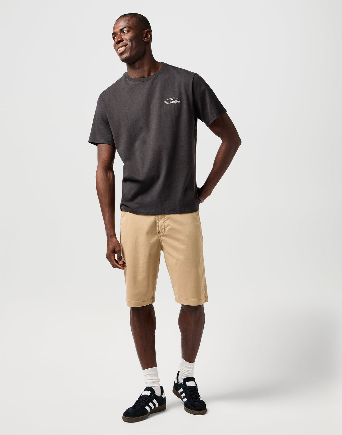Chino Short in Plaza Taupe
