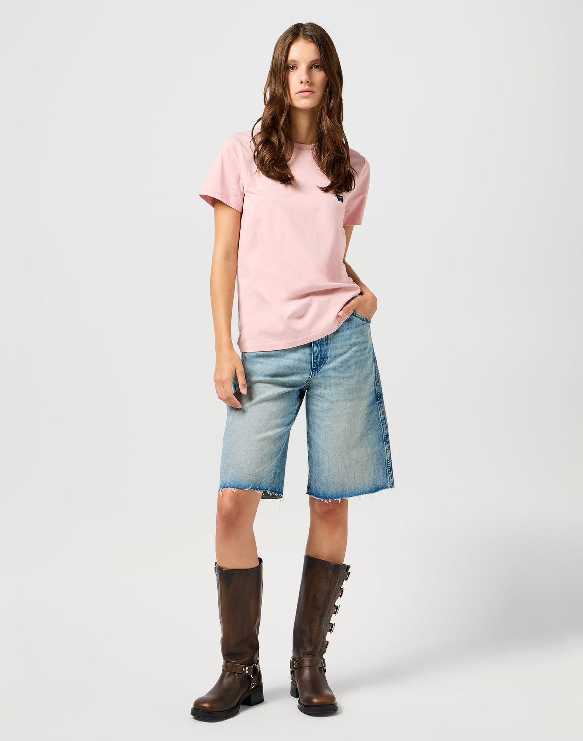 Regular Tee in Silver Pink