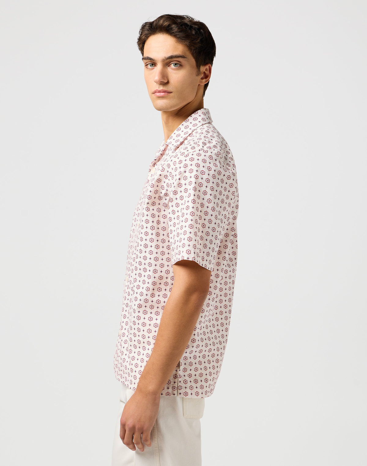 Ss Resort Shirt in White Geo