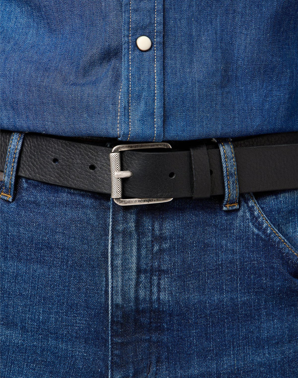 Roller Buckle Belt in Black