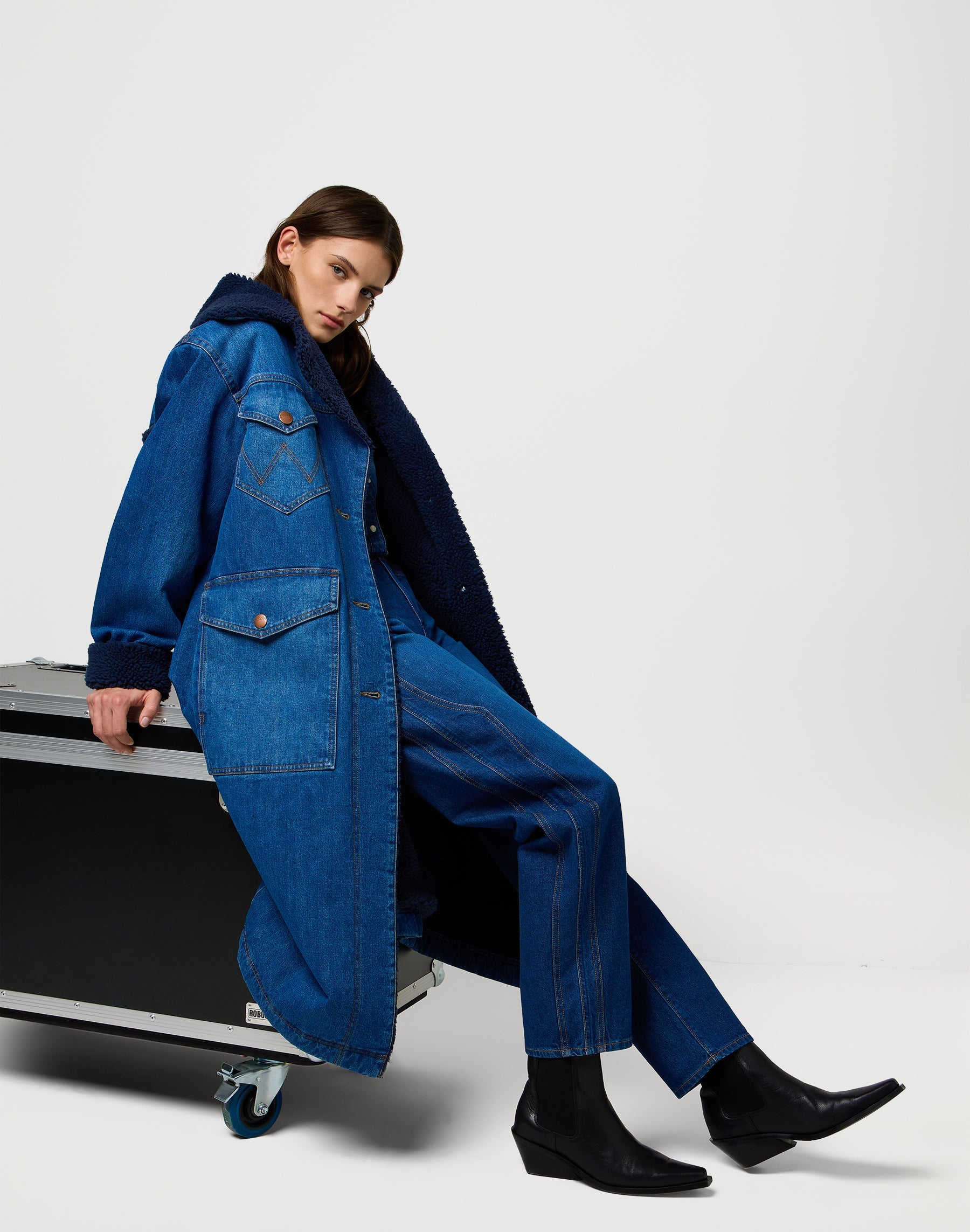 Wrange Coat in Sparkle Blue