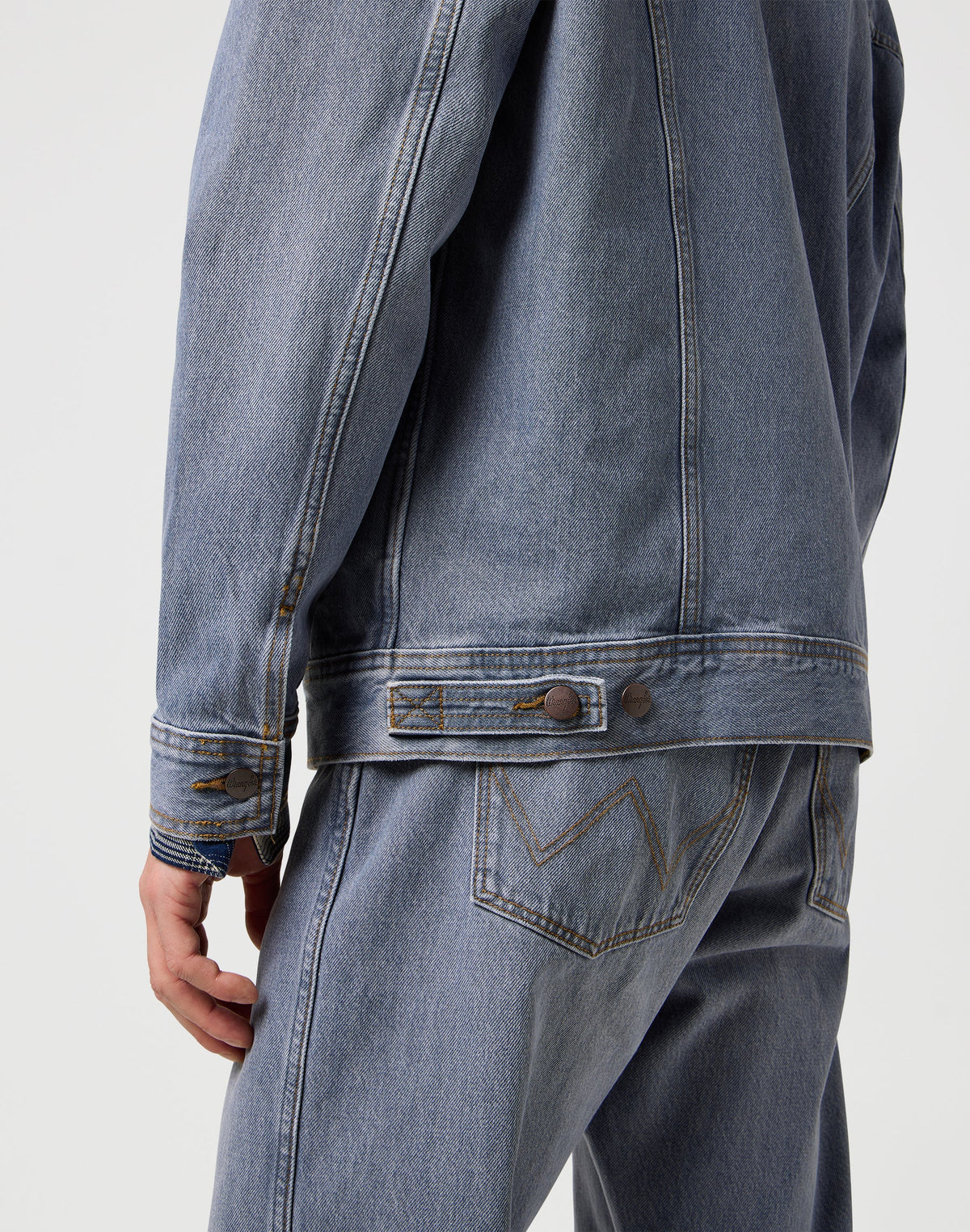 Anti Fit Jacket in Light Ice