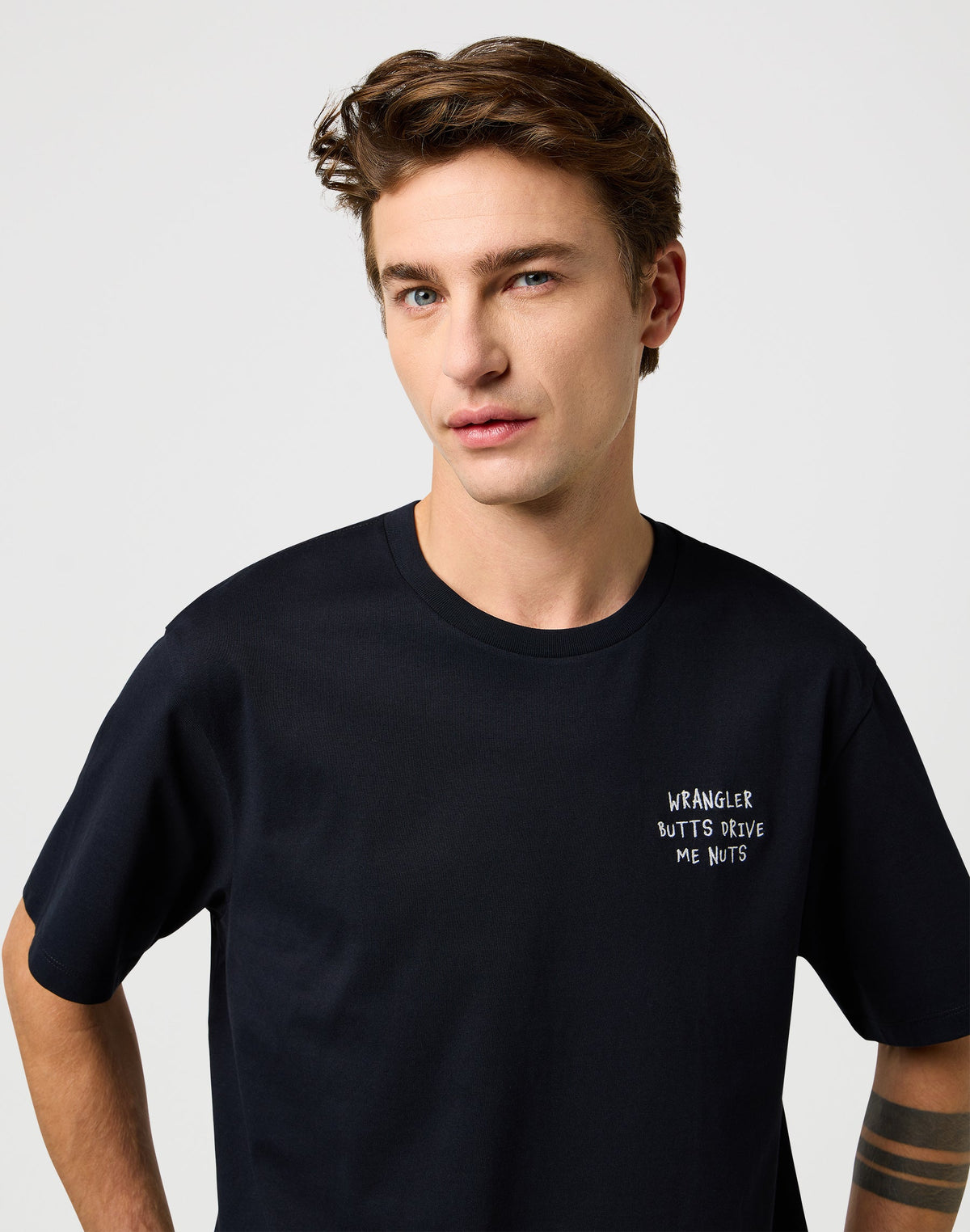 Embroidery Tee in Black