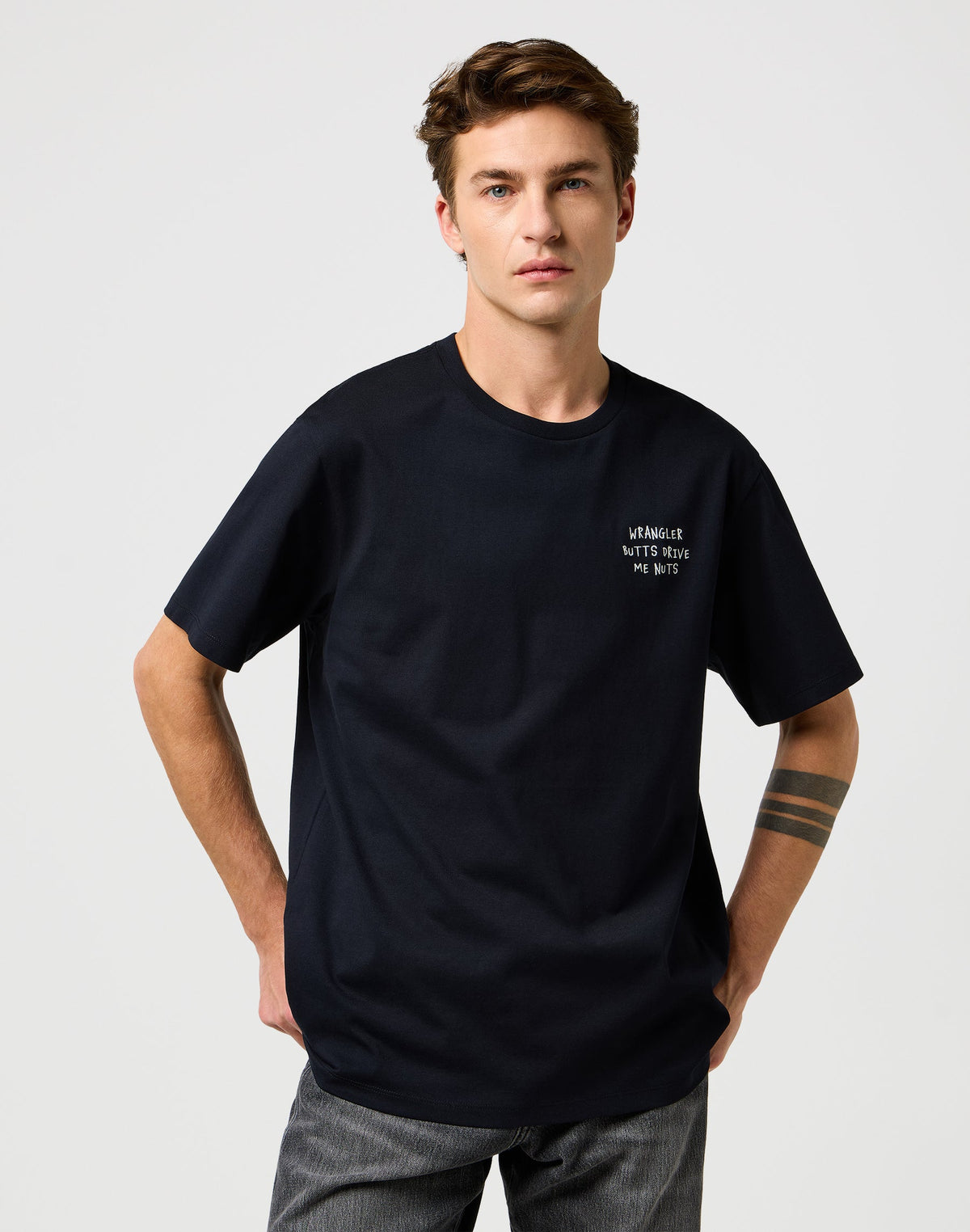 Embroidery Tee in Black