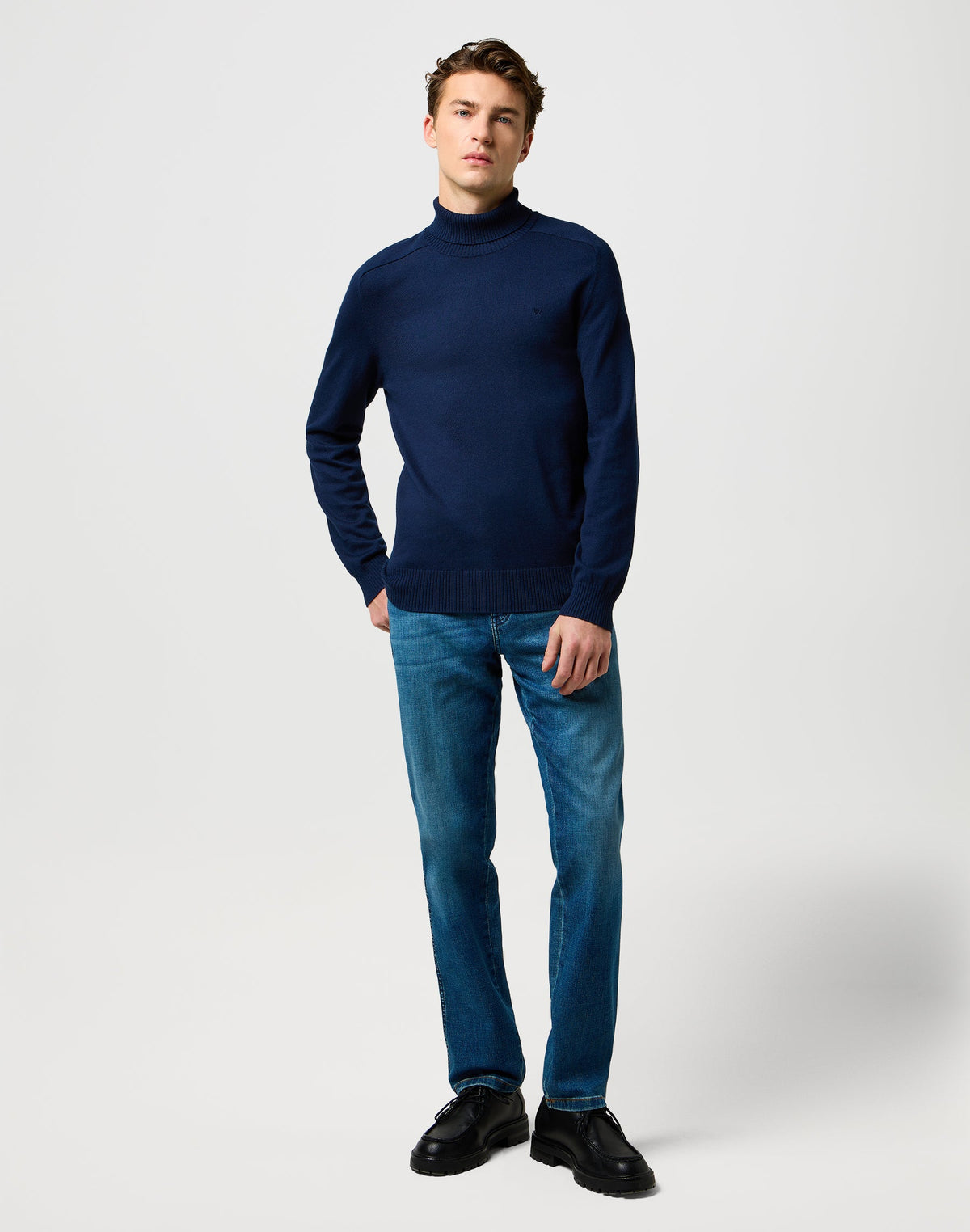Turtleneck in Navy