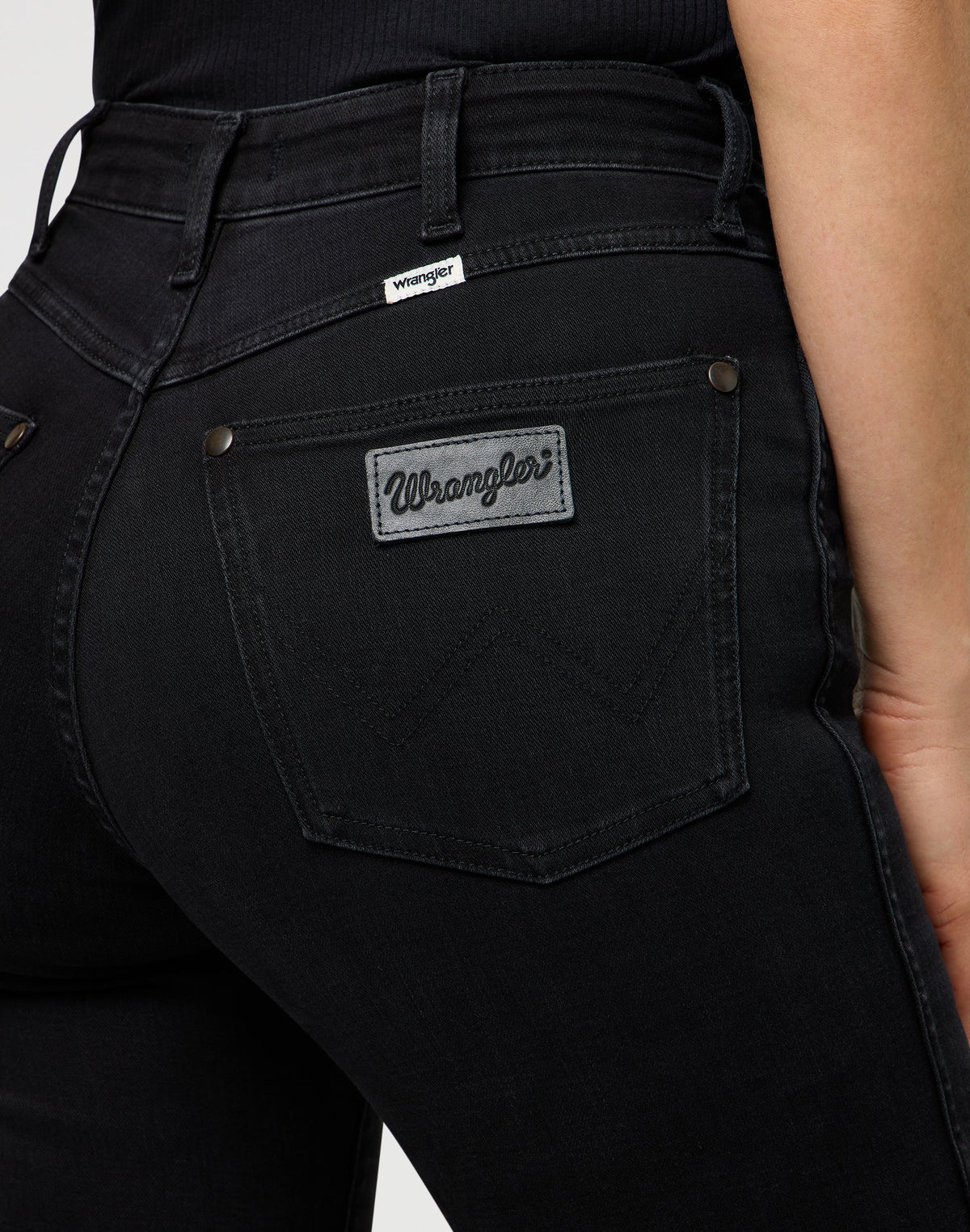 Straight in Nebula Black
