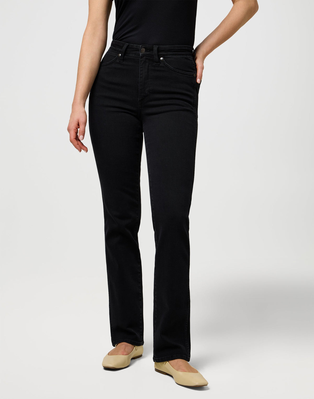 Straight in Nebula Black