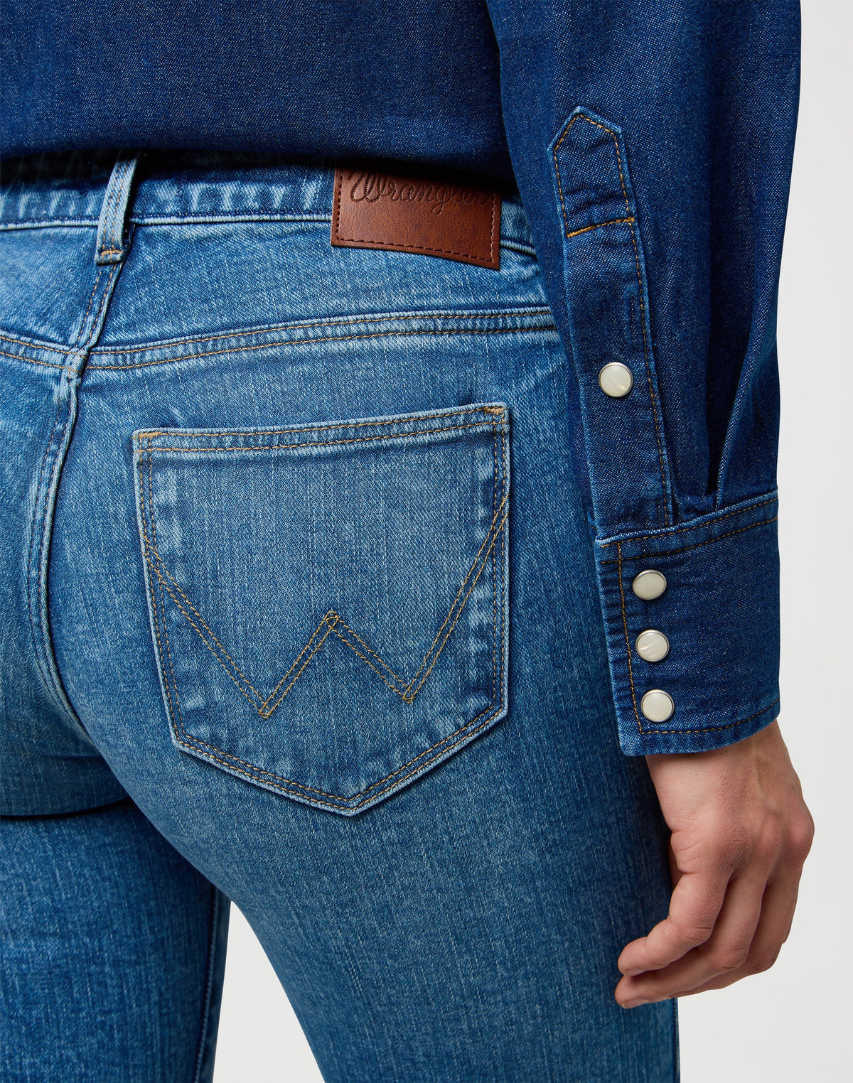 Bootcut in Rustler Wash