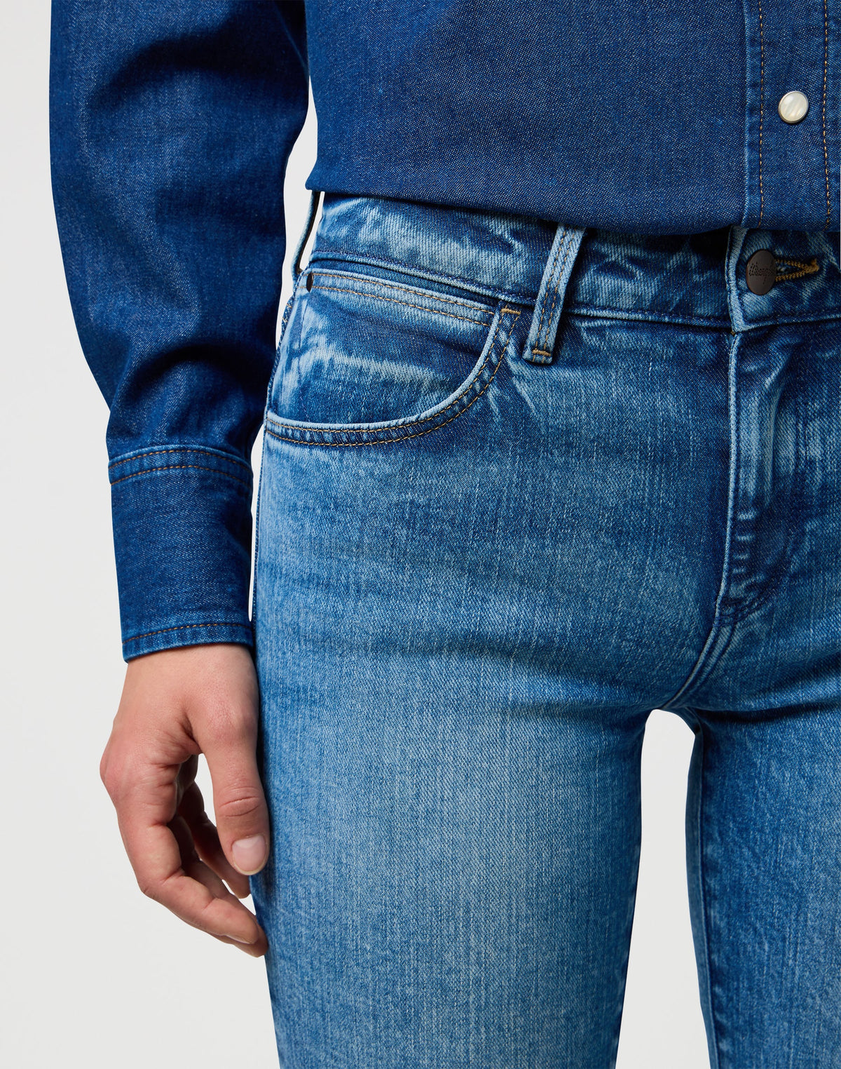 Bootcut in Rustler Wash