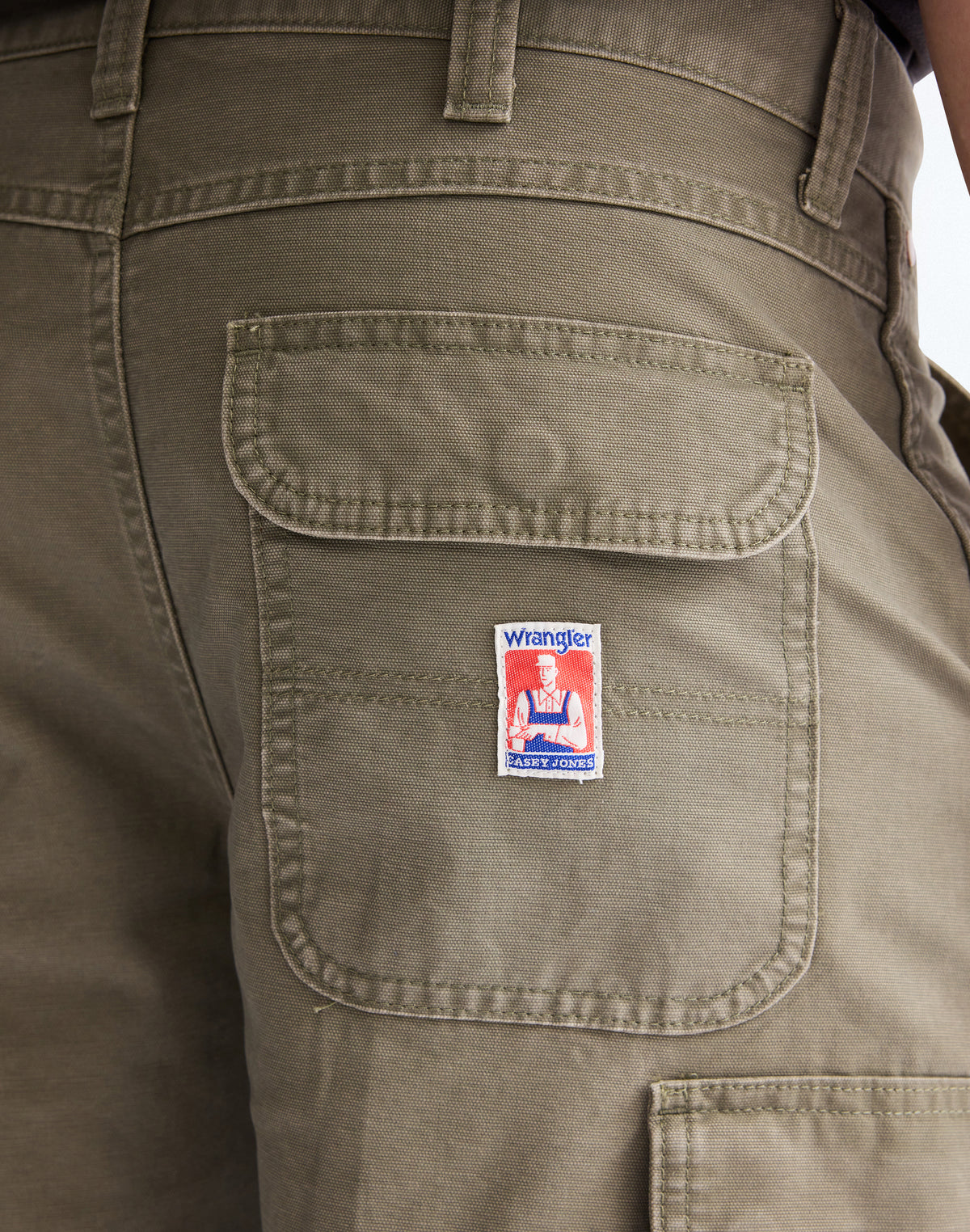 Cargo Shorts in Dusty Olive