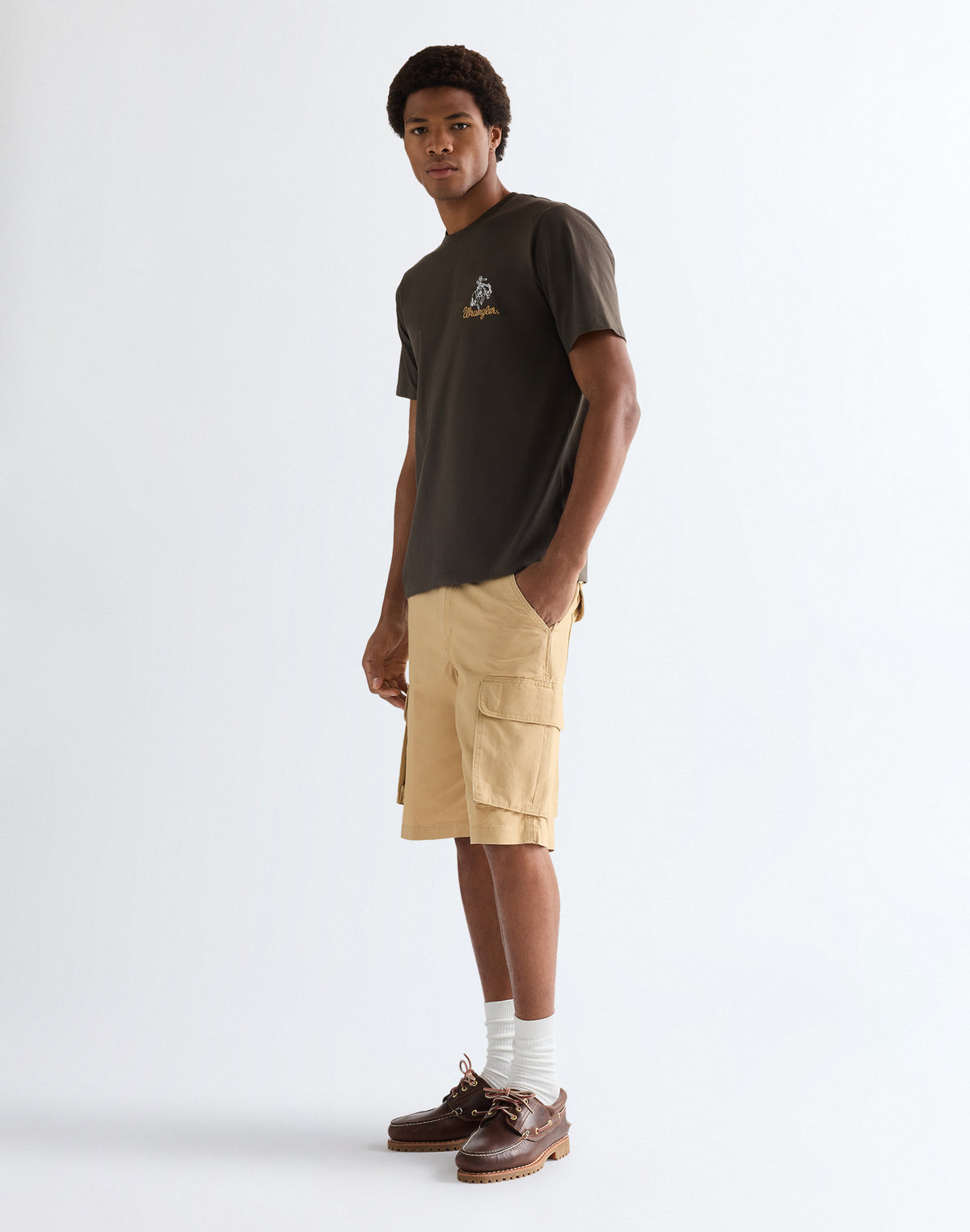 Cargo Shorts in Golden Wheat