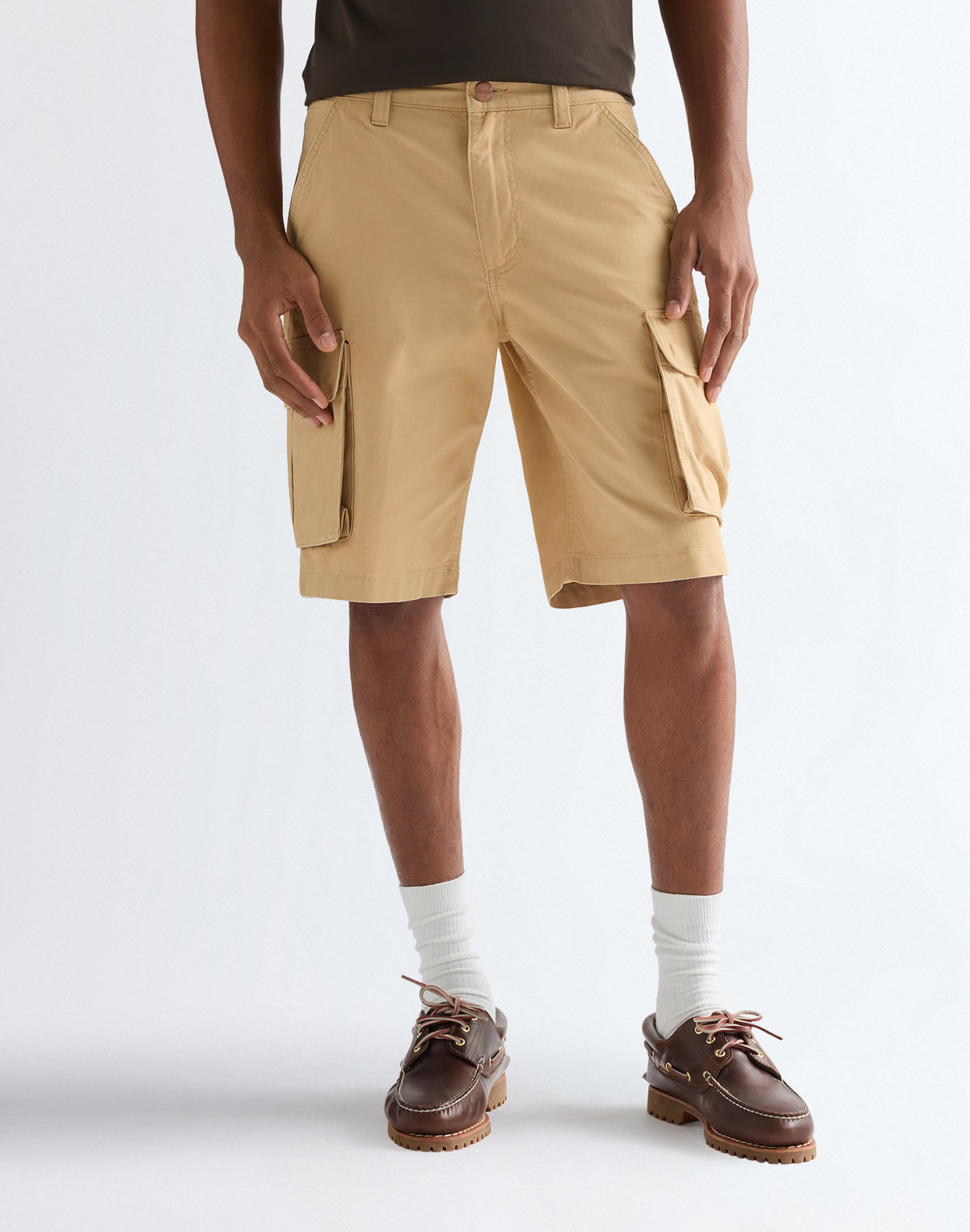 Cargo Shorts in Golden Wheat