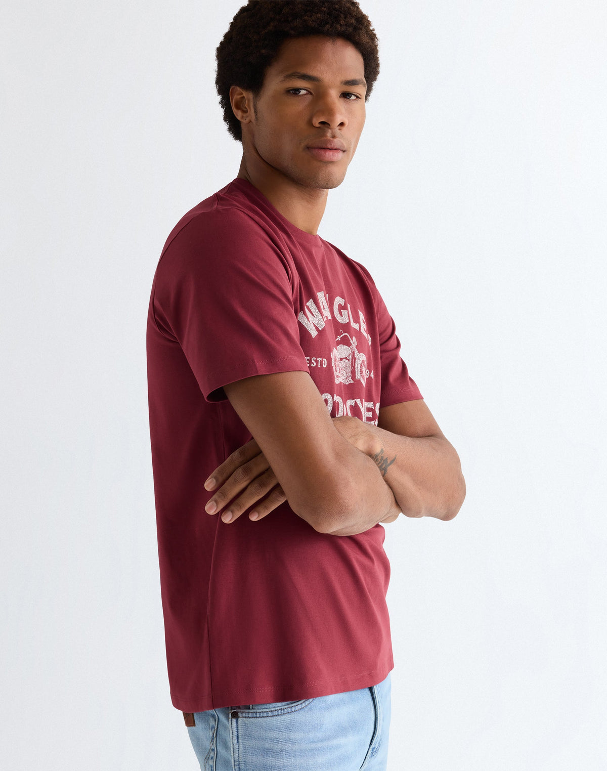 Americana Tee in Ruby Wine
