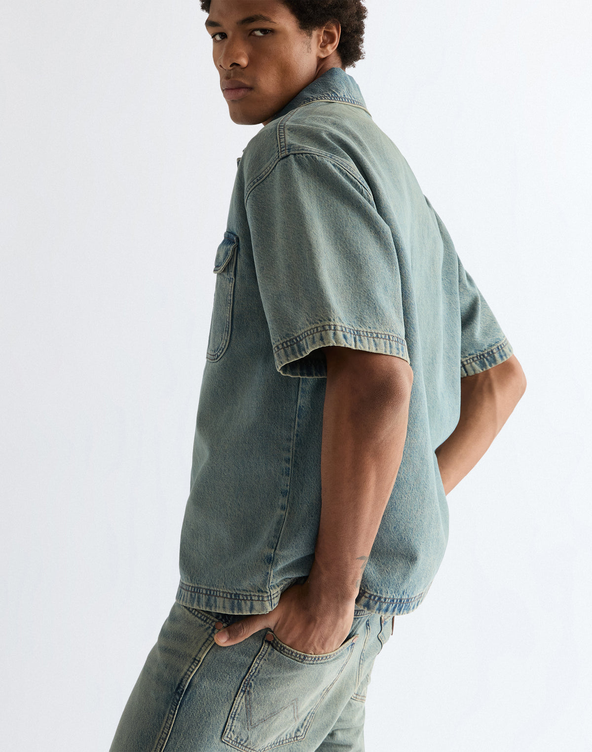 Shortsleeve Overshirt in Canyon Shade