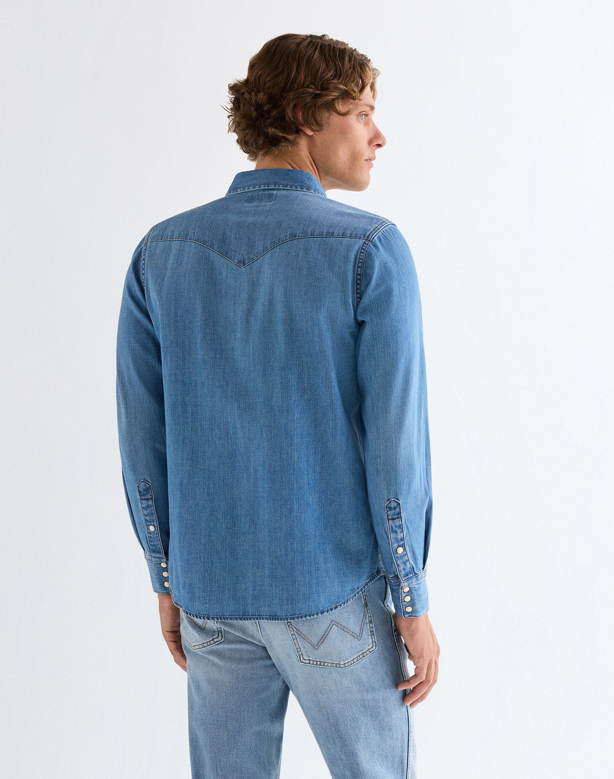 Western Shirt in Mid Light Wash