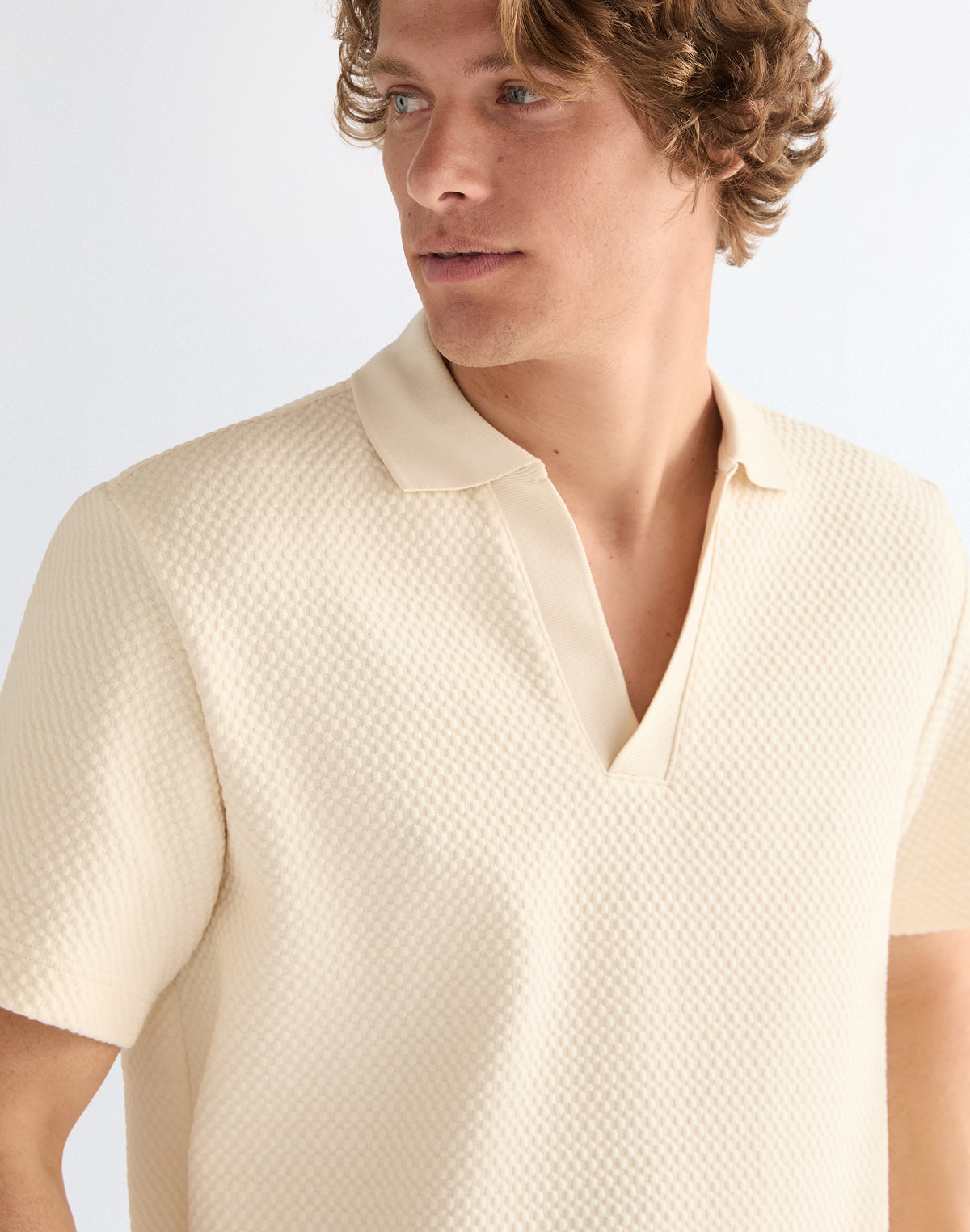Shortsleeve Polo Sweater in Egret