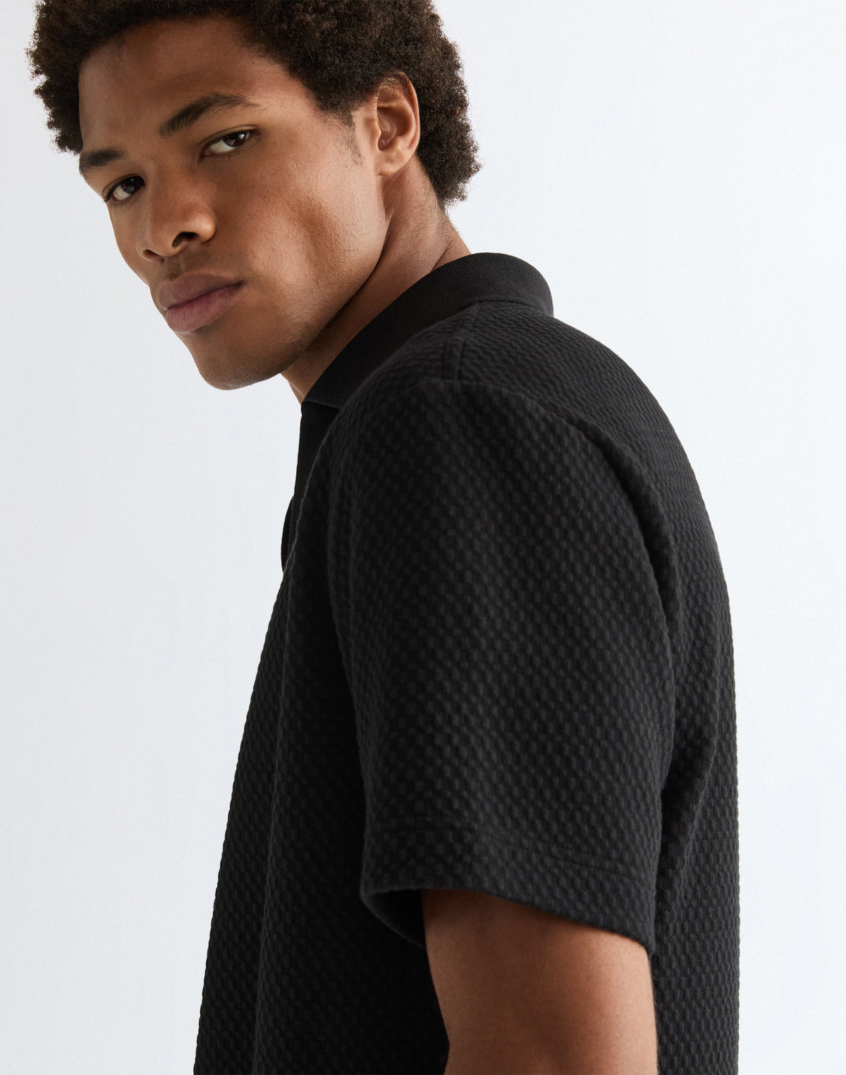 Shortsleeve Polo Sweater in Black