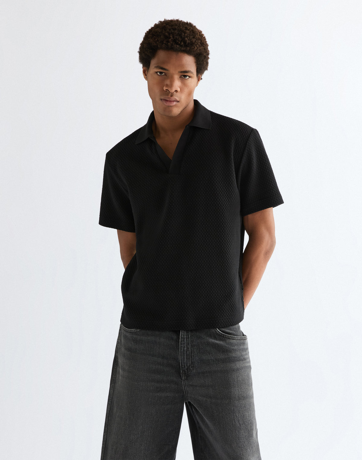 Shortsleeve Polo Sweater in Black