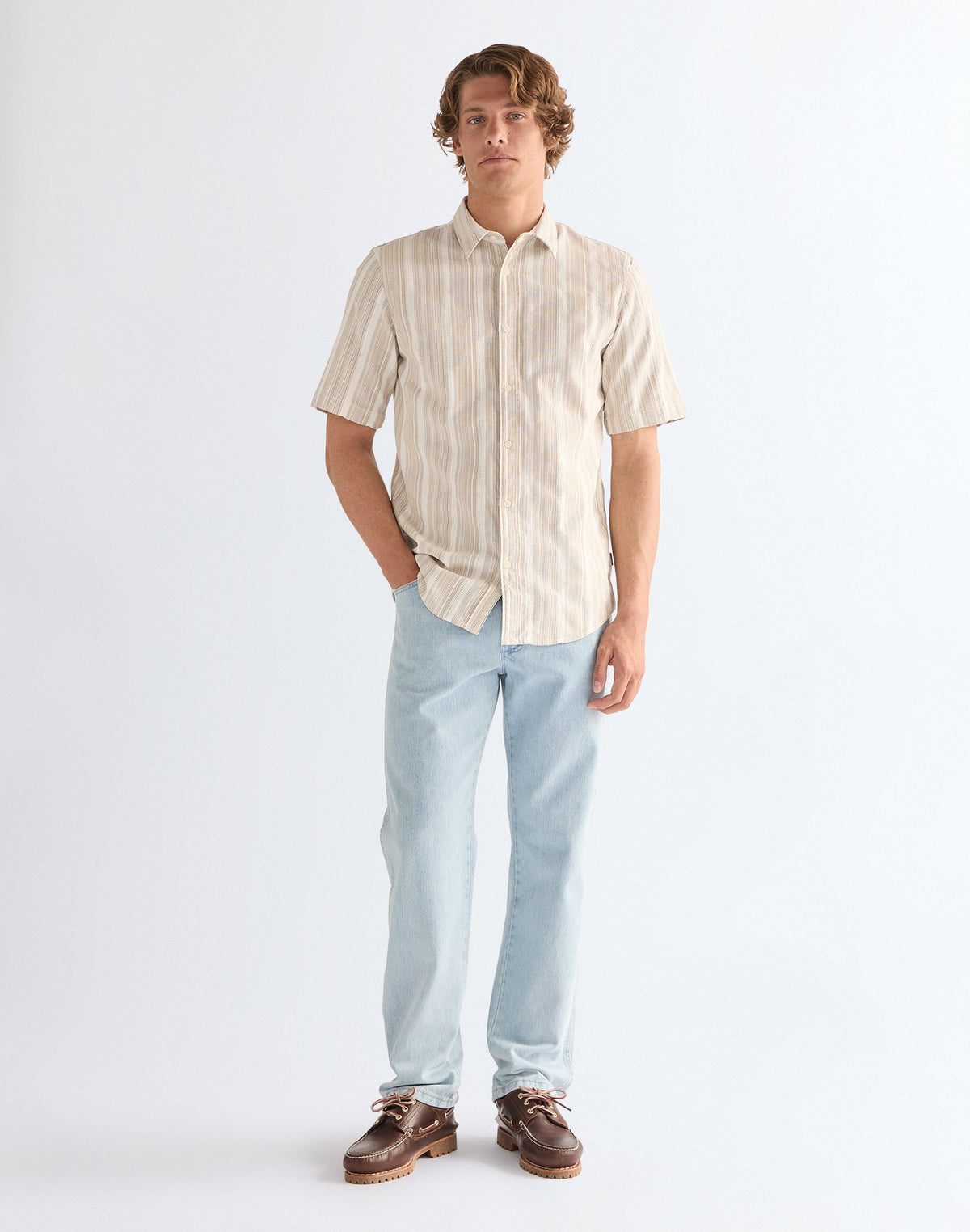 Shortsleeve Shirt in Brown White