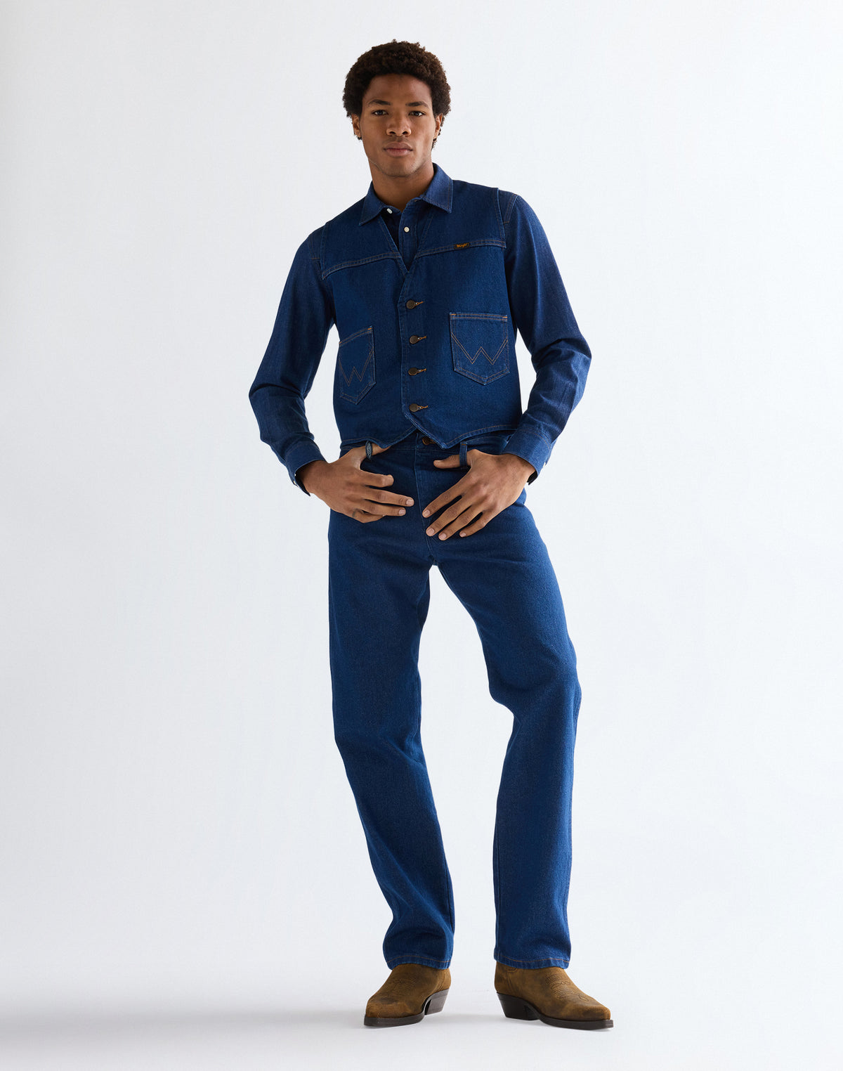 Cowboy Cut Vest in Prewashed Indigo