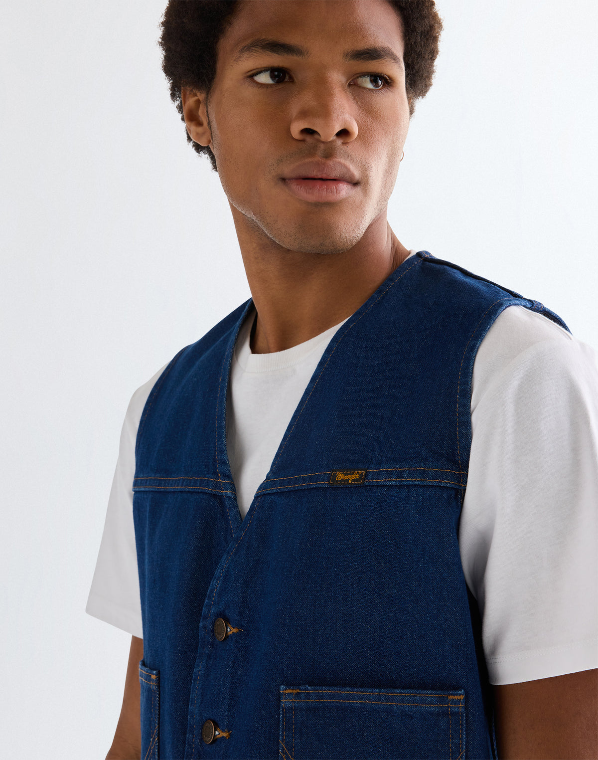 Cowboy Cut Vest in Prewashed Indigo
