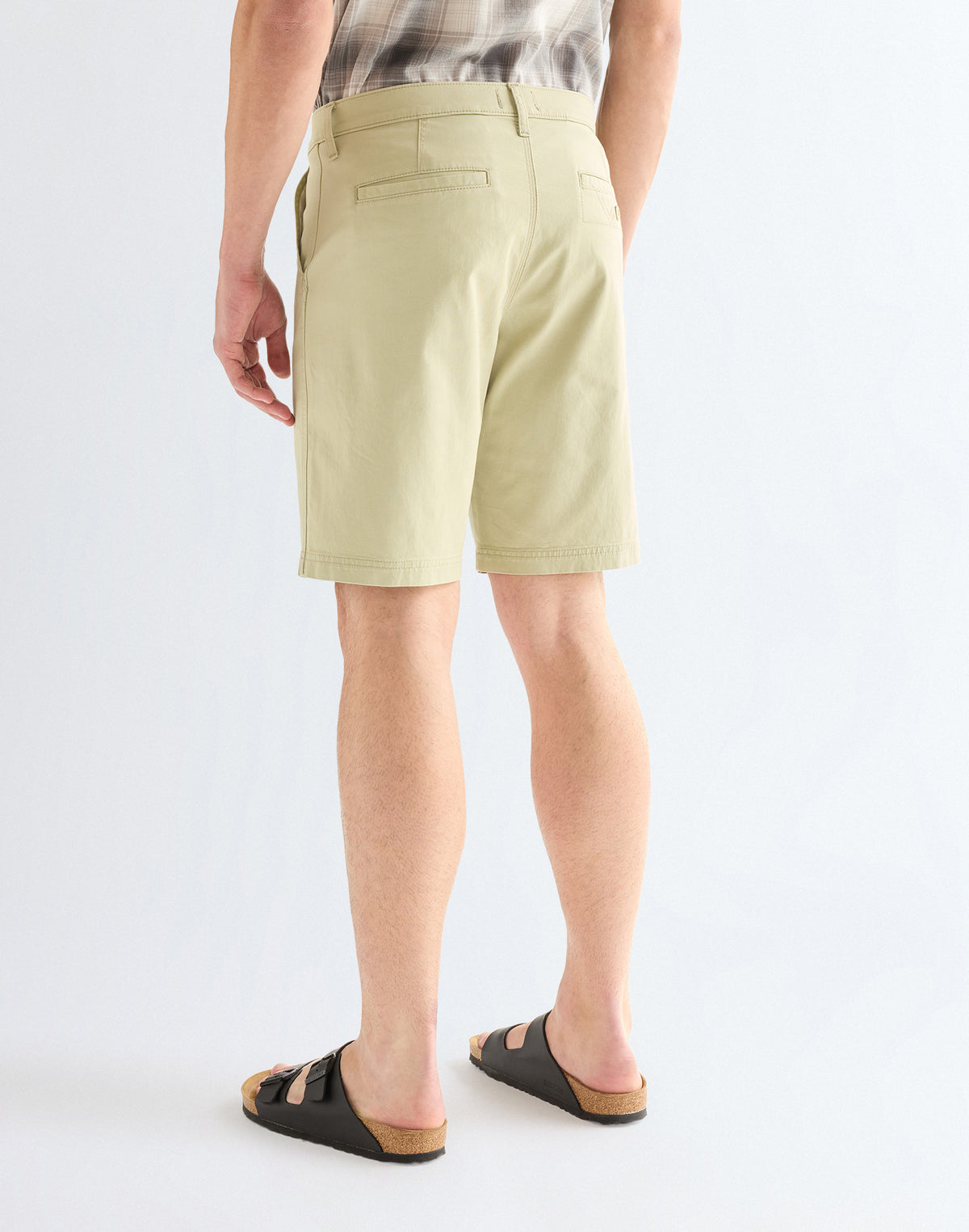 Chino Shorts in Elm