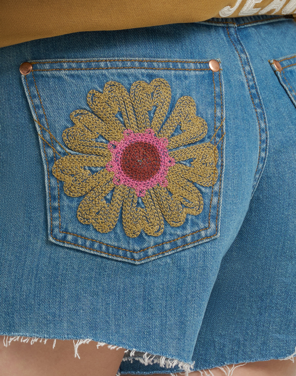 Embroidered Cowboy Short 3 Inch in Denim