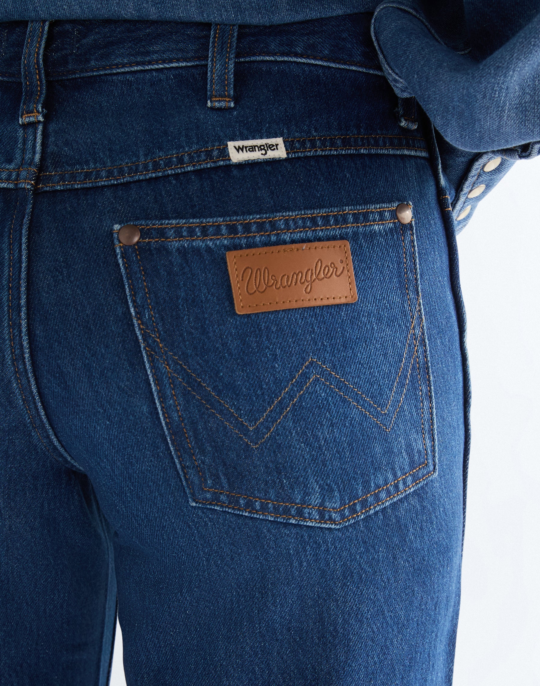 World Wide in Eclipse Deep