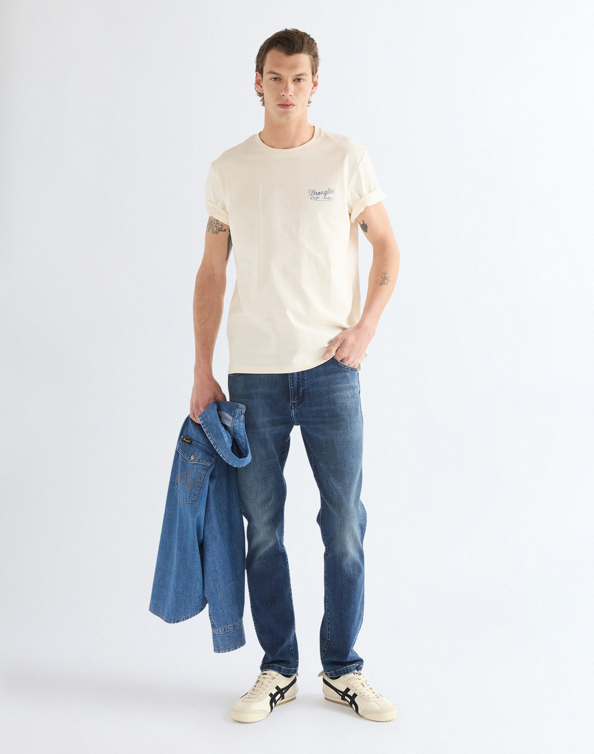 T-Shirt Graphic in Egret