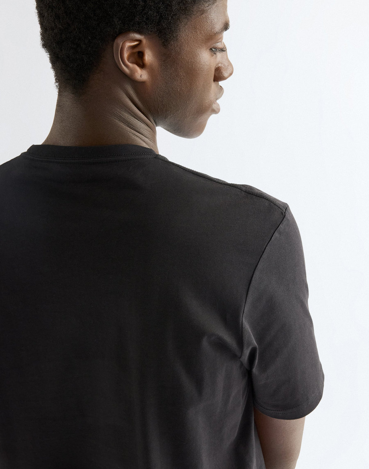 T-Shirt Americana in Black Beauty