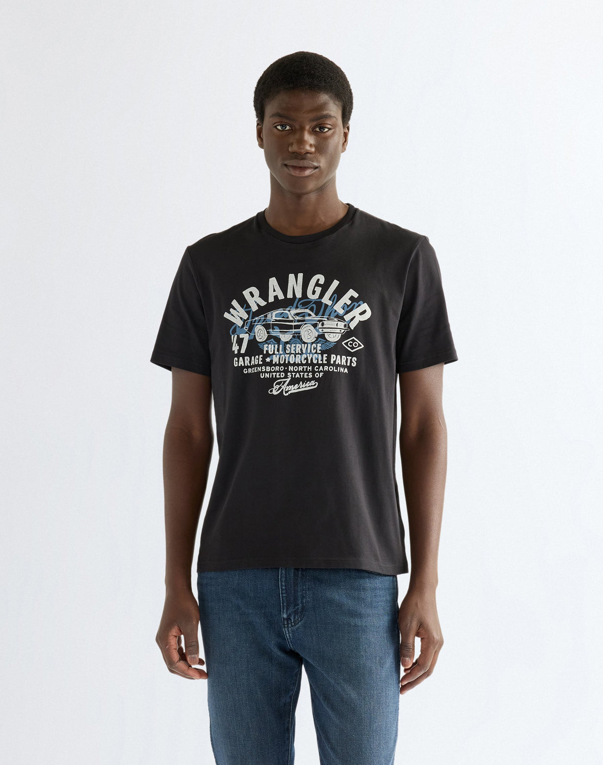 T-Shirt Americana in Black Beauty