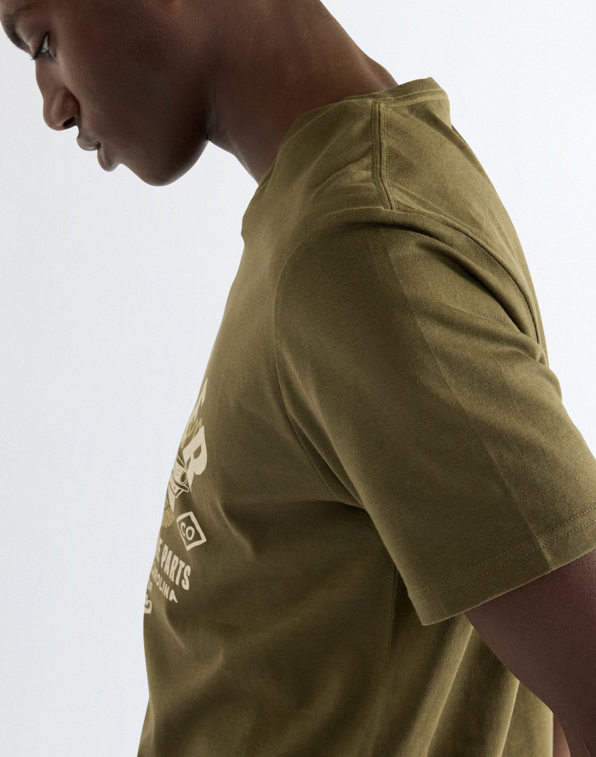 T-Shirt Americana in Olive Night
