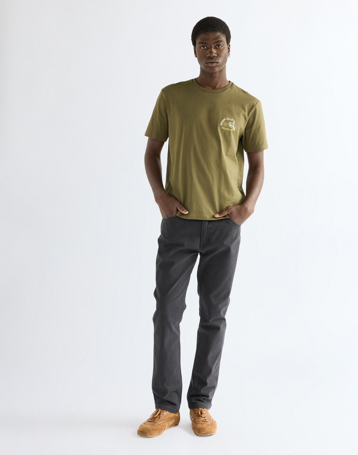T-Shirt Small Graphic in Olive Night
