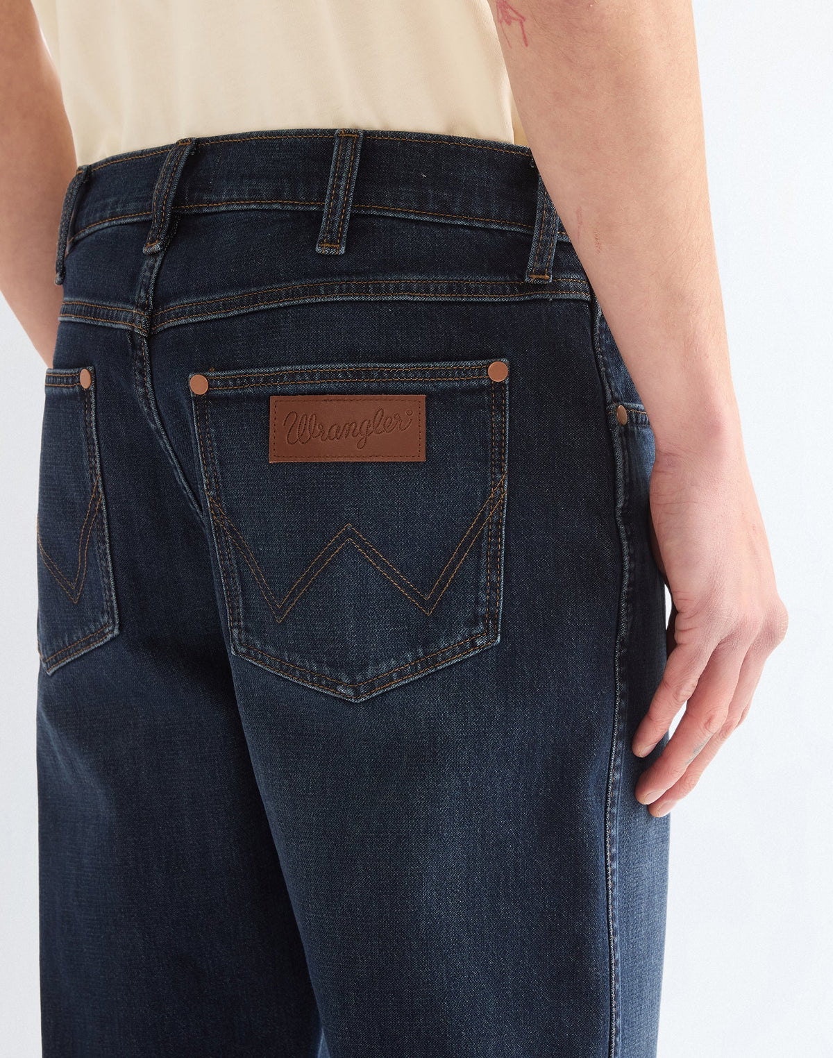 Jeans Redford in Moonlit
