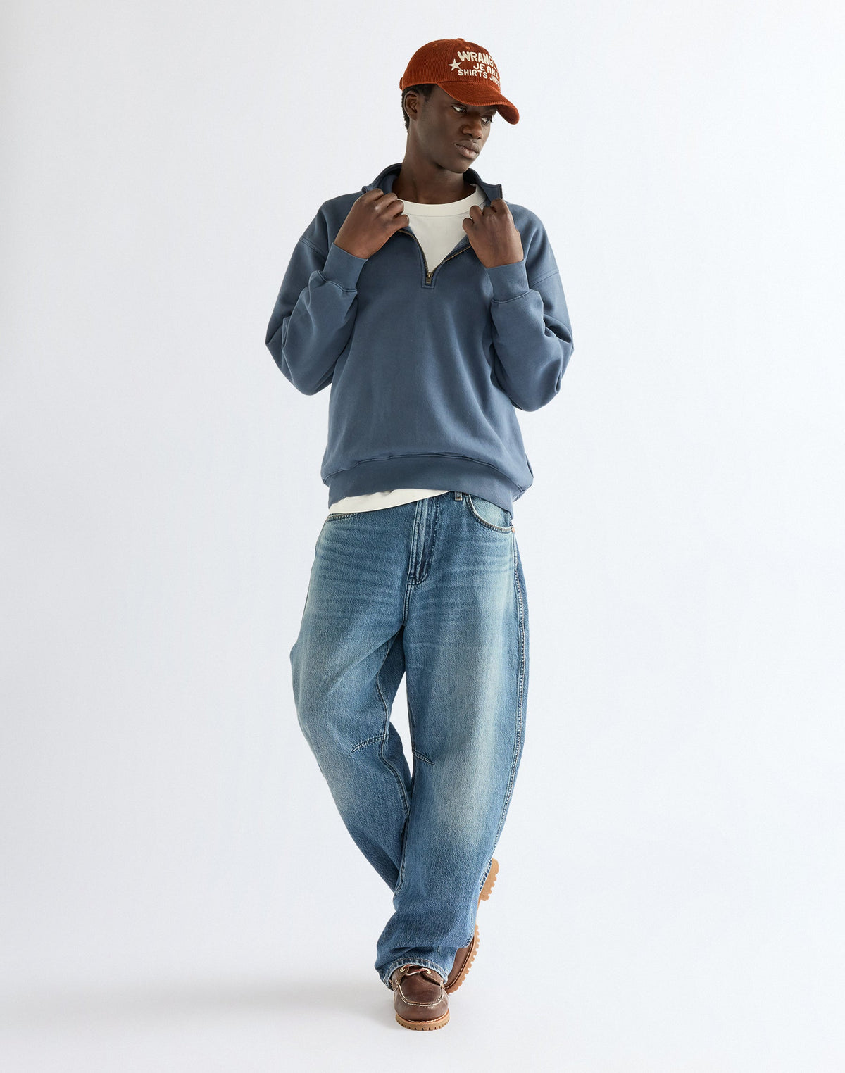 Cap Corduroy in Cognac