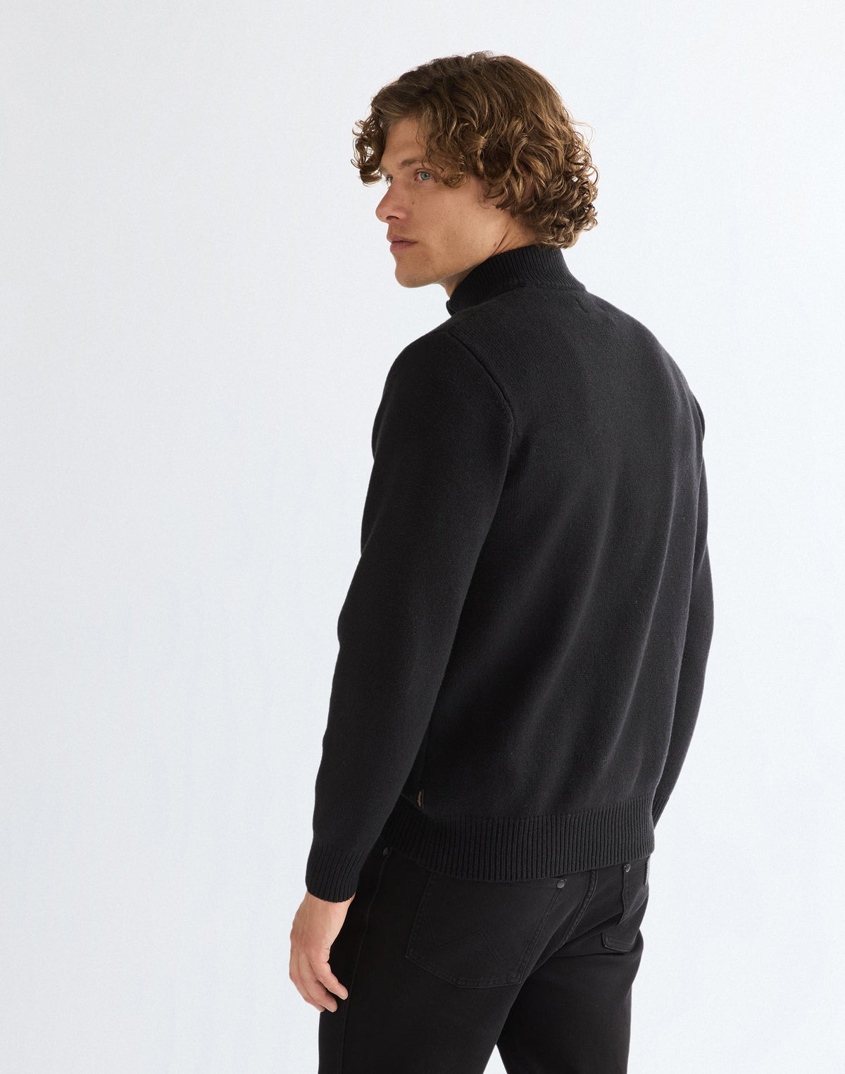 Pullover Quarter Zip in Black