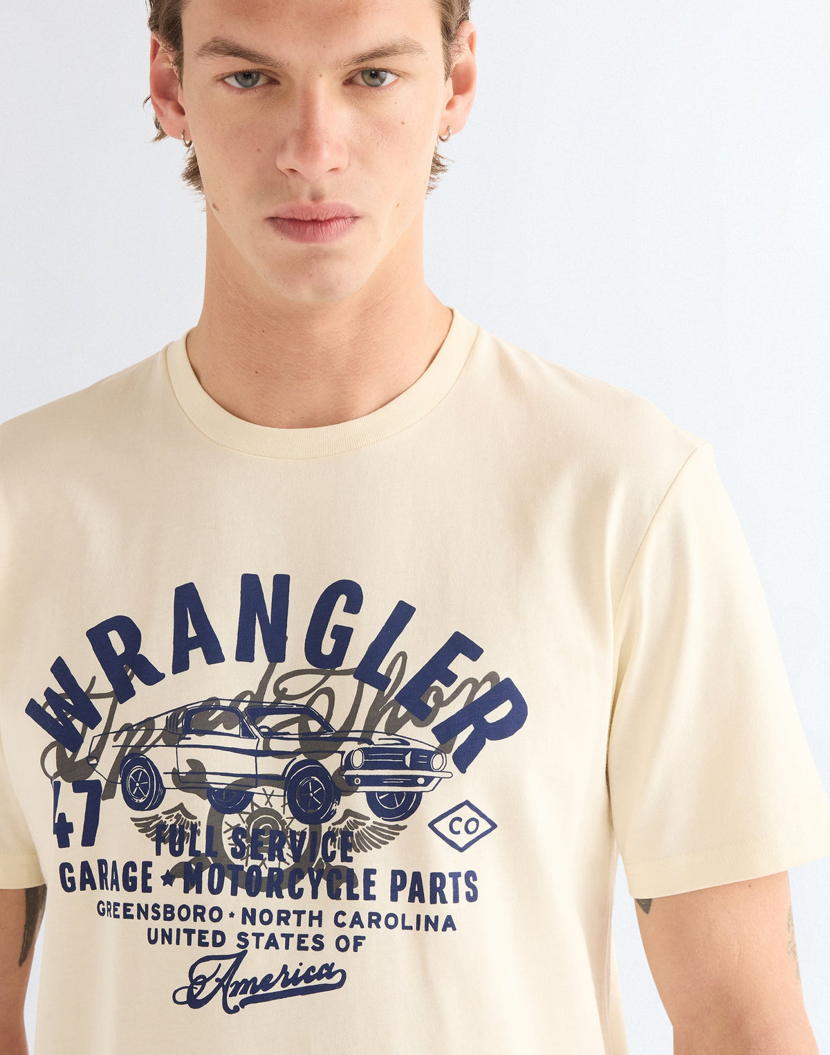 T-Shirt Americana in Antique White