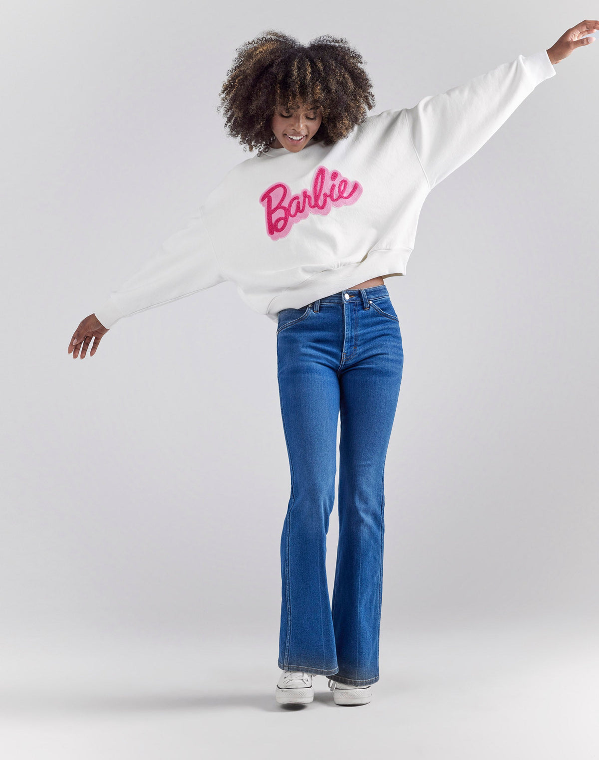 Wrangler X Barbie™ - Relaxed Sweatshirt in Worn White