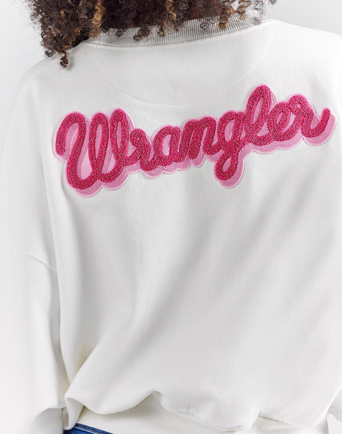 Wrangler X Barbie™ - Relaxed Sweatshirt in Worn White