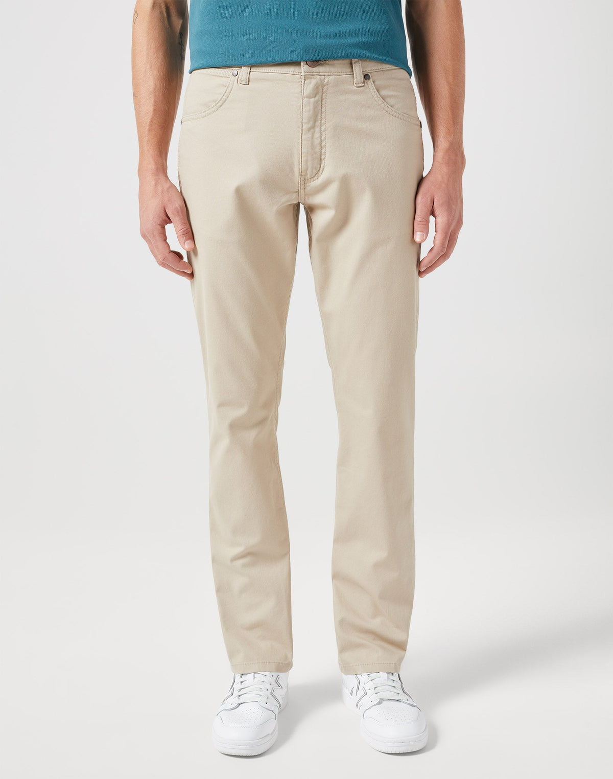 Greensboro Low Stretch in Plaza Taupe | Wrangler Schweiz - WRANGLER Schweiz