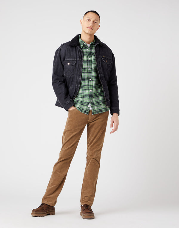 Greensboro Corduroy in Biscuit | WRANGLER Switzerland - WRANGLER Schweiz