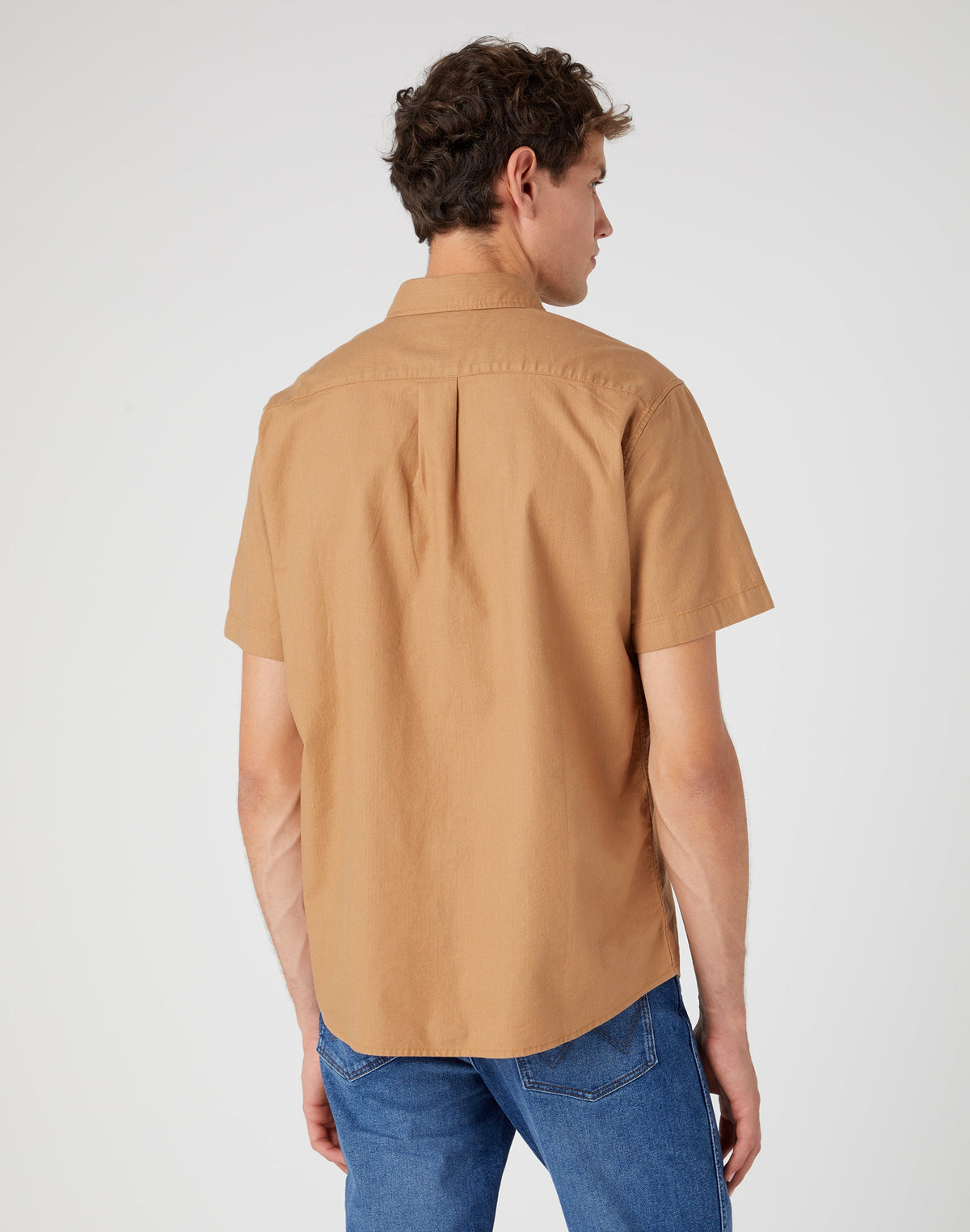 Kurzarm One Pocket Shirt in Tobacco Brown